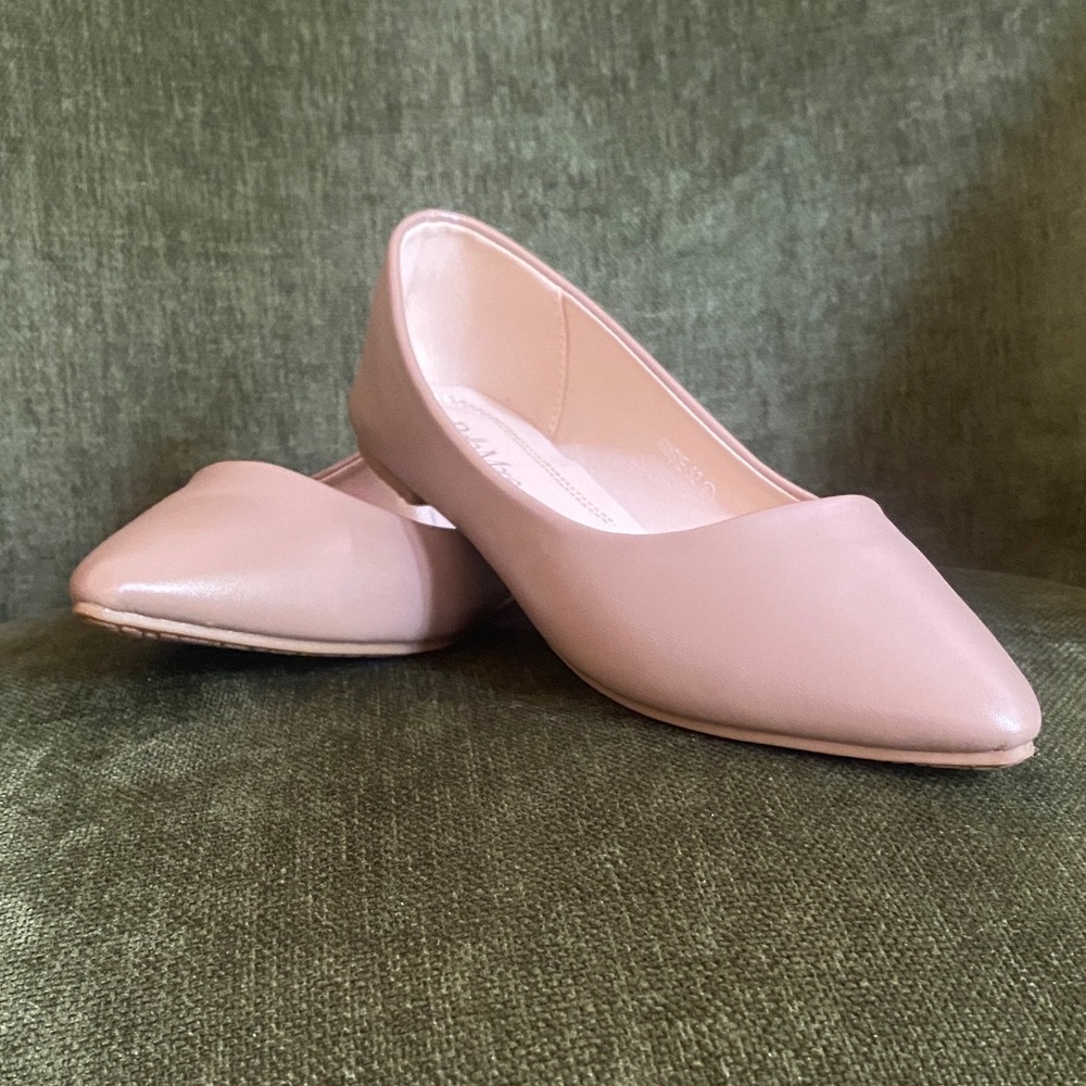 Bella Marie light Tan Flats
